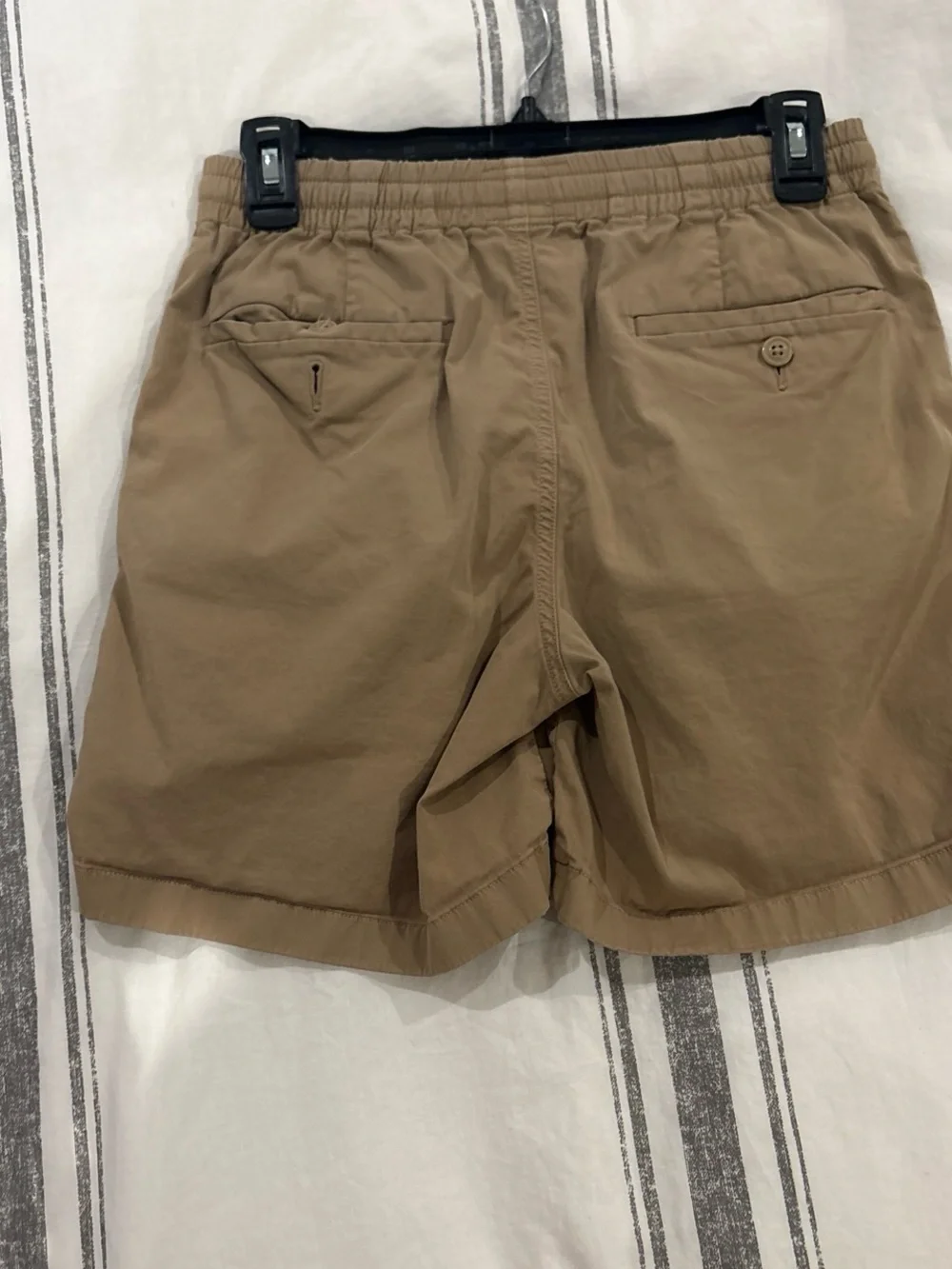 J. Crew Men's Drawstring Casual Shorts in Khaki/Tan